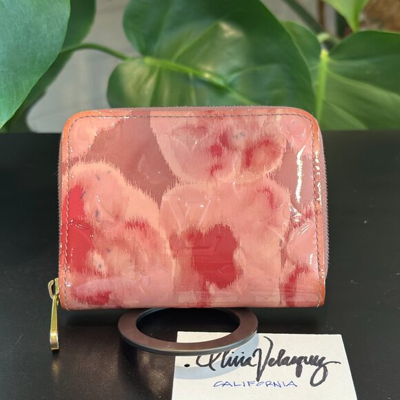Louis Vuitton Vernis Ikat Zippy coin purse- pink! - Picture 4 of 14